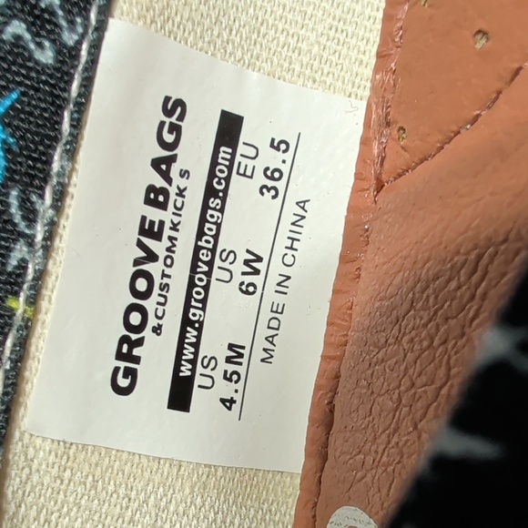 Custom Shoes - Picture 4 of 4